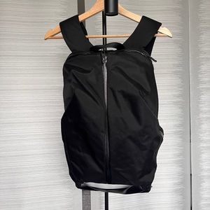 Lululemon computer backpack like new